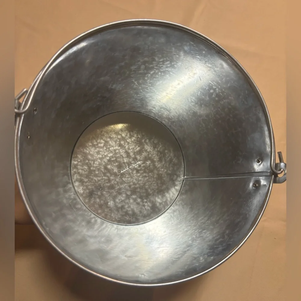 Budweiser Beer Metal Ice‎ Bucket with Handle This Bud's For You 7” Tall